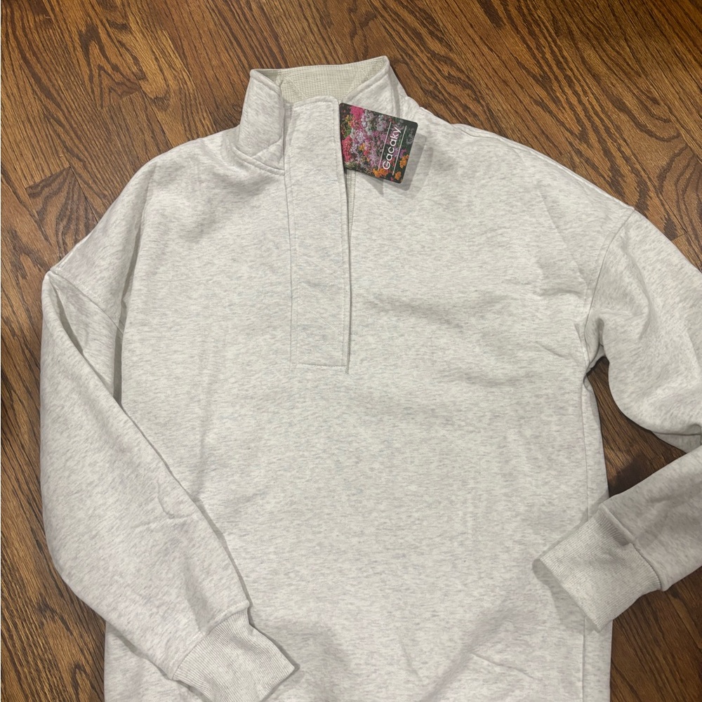 GACAKY Grey  SWEATSHIRT FOR WOMEN OVERSIZED LONG SLEEVE BUTTON HENLEY NECK Small